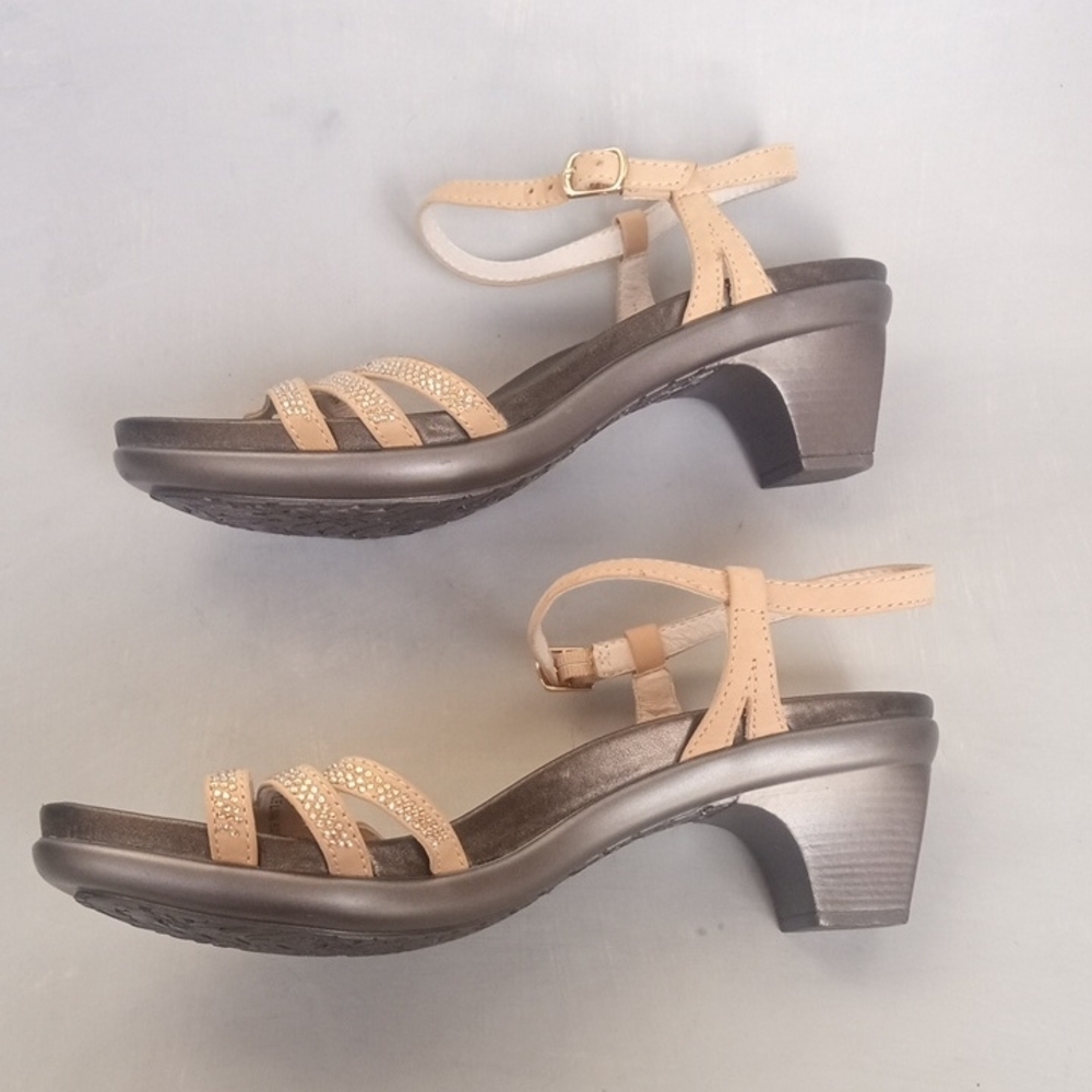 Abeo Women's Tan Strappy Rhinestone Sandals, Size 8 - Picture 7 of 11